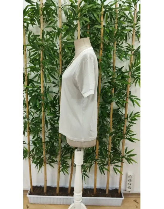 Omarı Yaz Şıklığına Davet: V Yakalı Viskon Bluz