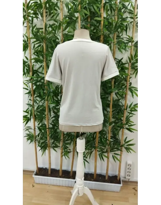 Kadın Kısa Kollu V Yakalı Viskon Bluz