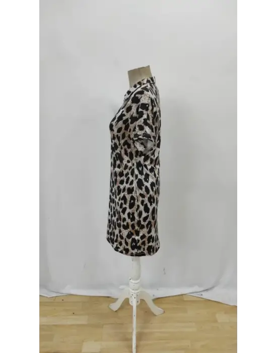 Omarı Leopar Desenli Kadın Kısa Kollu Elbise