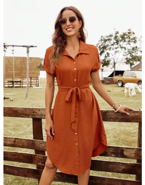 Kadın Kısa Kollu Yakalı önden Düğmeli Beli Kuşaklı Bürümcük Elbise