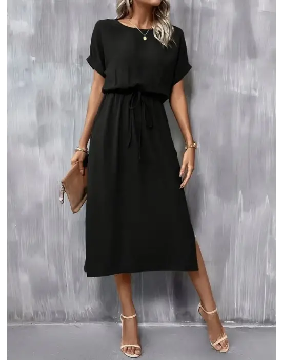 Kadın Kısa Kollu Yakası Açık Belden Bağlamalı Yırtmaçlı Viskon Elbise