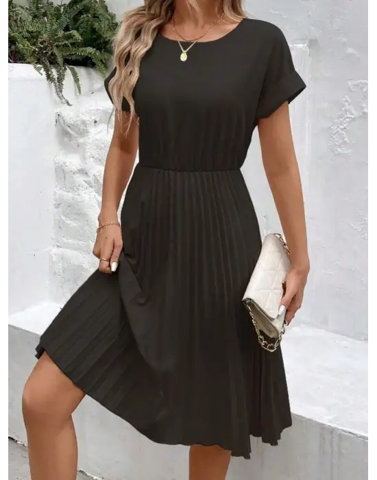 Kadın Kısa Kollu Yakası Açık Belden Lastikli Pileli Kısa Ithal Krep Elbise