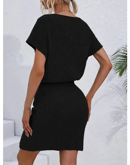 Omarı Kısa Kollu Yandan Bağlamalı Kalın Fitilli Elbise