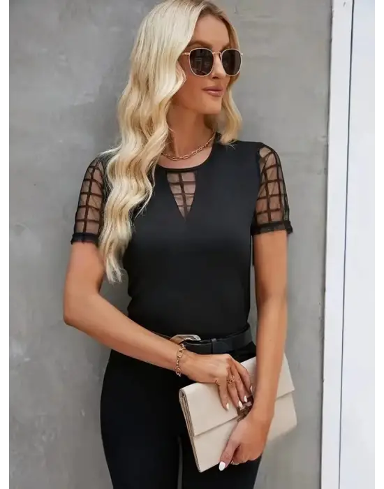 Omarı Rahat ve Şık Ağ Tül Detaylı Viskon Bluz