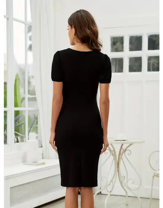 Kadın Kısa Kollu Yakası Açık önden Halka Detaylı Ithal Krep Elbise