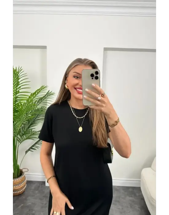 Kadın Kısa Kollu Yırtmaç Detaylı Salaş Viskon Elbise