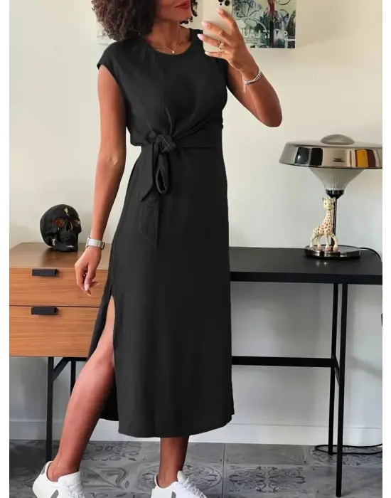 Omarı Şık Kadın Elbise - Yuvarlak Yaka, Belden Bağcık, Yırtmaçlı