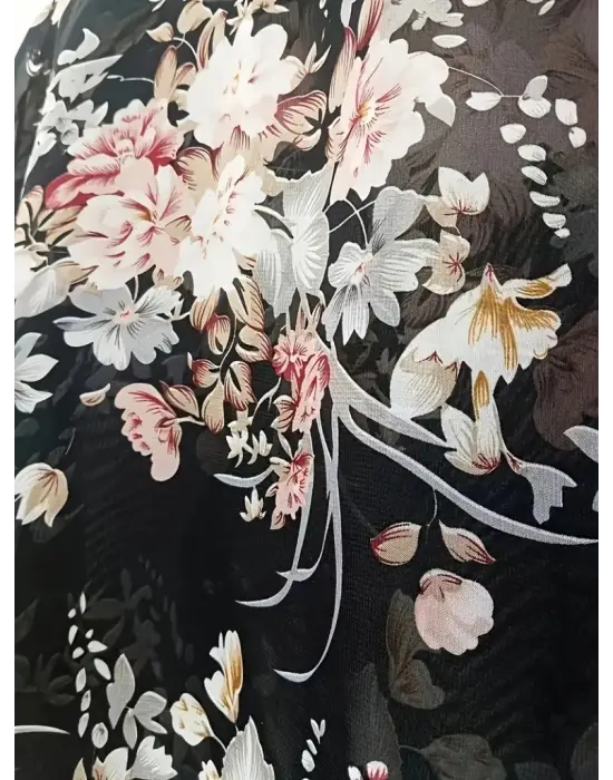 Omarı Asimetrik Kesim Çiçek Desenli Şifon Bluz