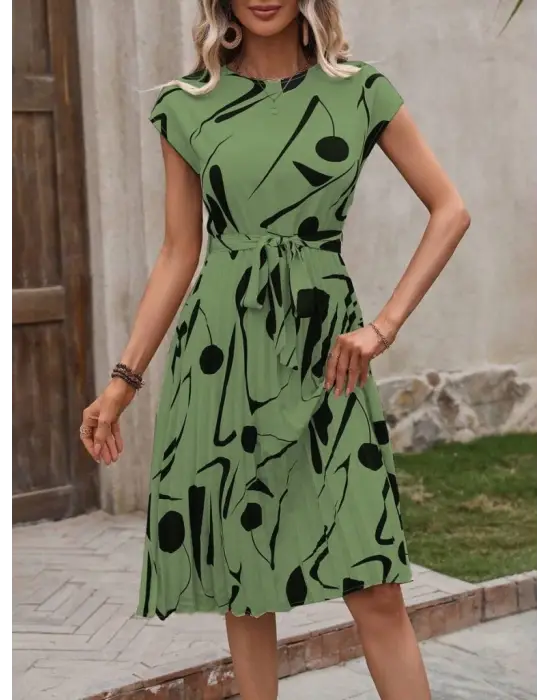 Omarı Yuvarlak Yaka Beli Büzgülü Elbise