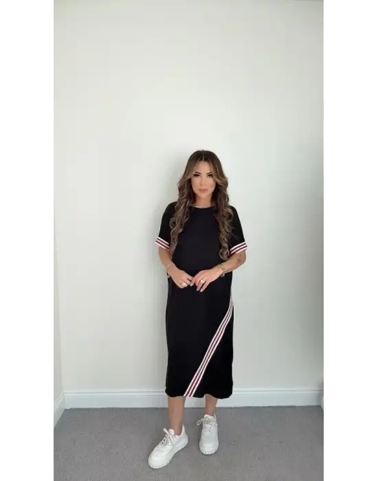 Omarı Şık Şerit Detaylı Midi Boy Elbise