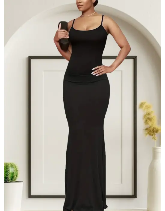 Omarı Şıklığı ve Rahatlığı Bir Arada Sunan Uzun Elbise