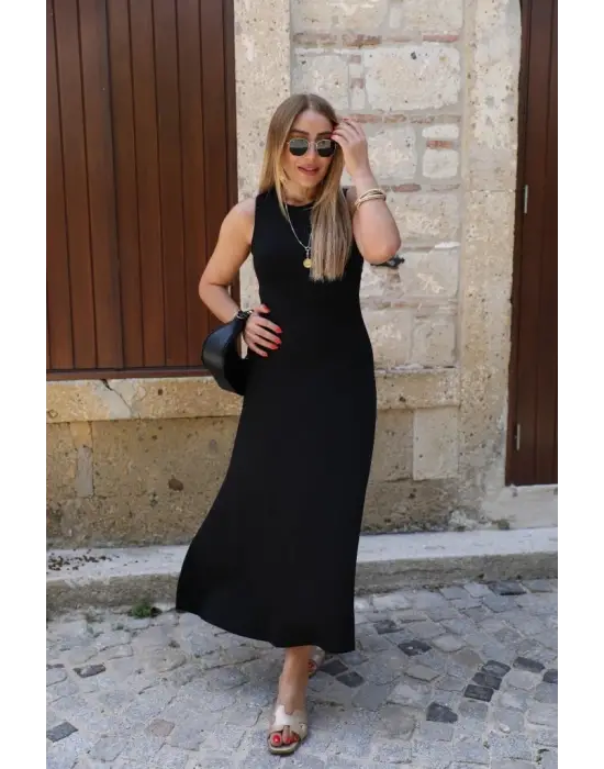 Omarı Sırttan Çapraz İp Detaylı Uzun Elbise