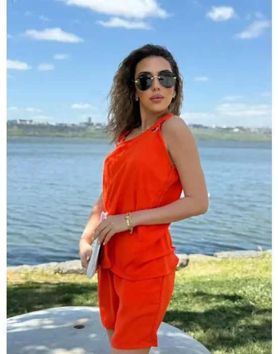 Kadın Kolsuz V Yaka Kuş Gözü Detay Bluz Short Aerobin Ikili Takım