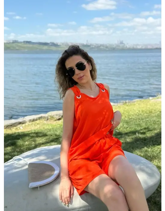 Kadın Kolsuz V Yaka Kuş Gözü Detay Bluz Short Aerobin Ikili Takım