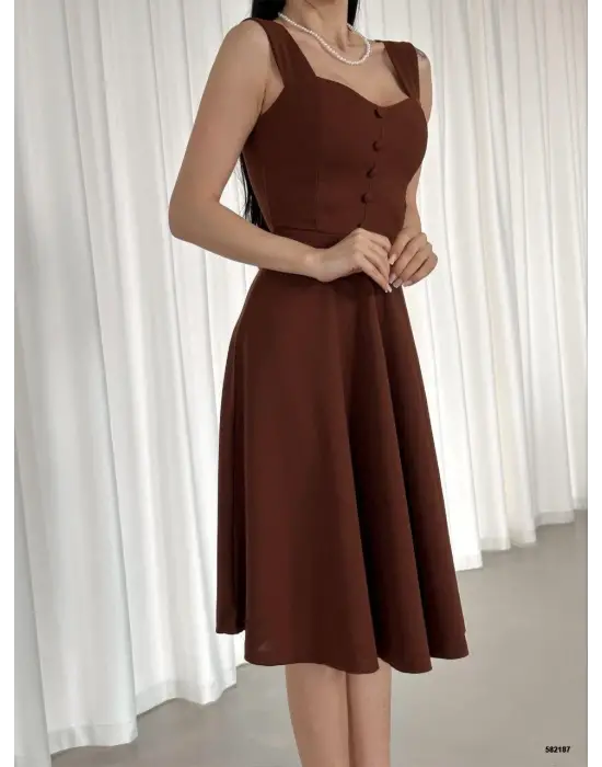 Omarı Kalp Yaka Düğme Detay Midi Boy Elbise