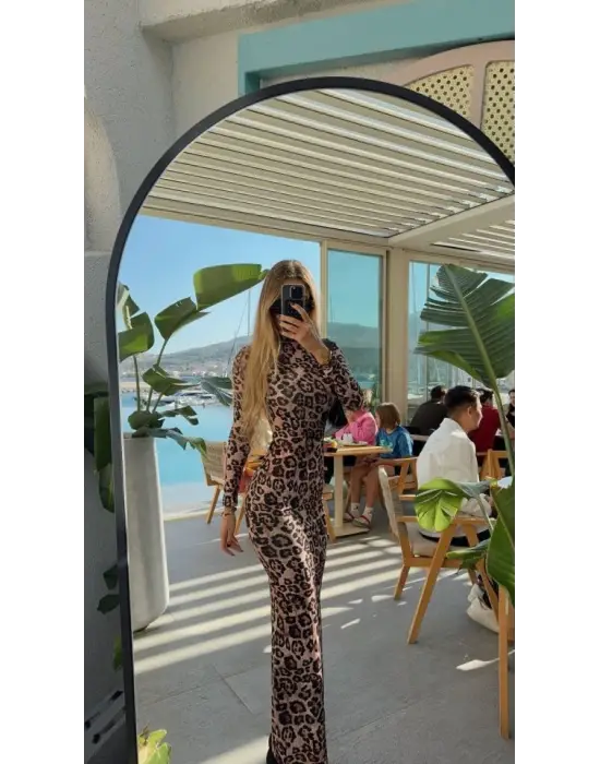 Kadın Leopar Desenli Sırt Dekoltelı Maxı Boy Elbise