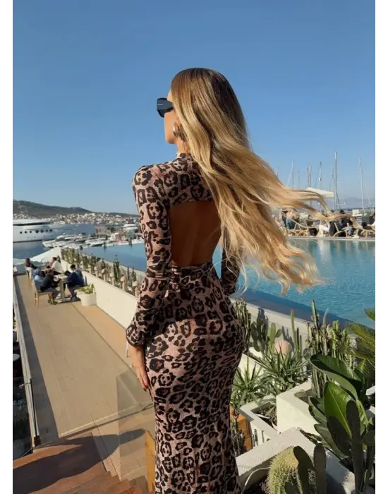Kadın Leopar Desenli Sırt Dekoltelı Maxı Boy Elbise
