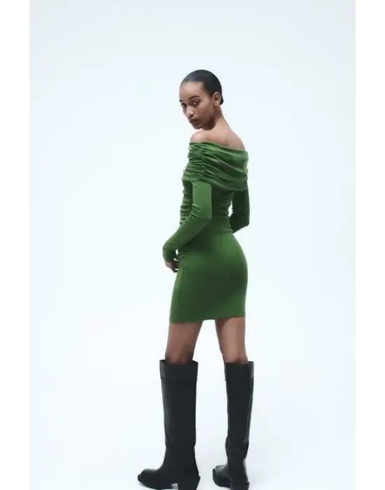 Omarı Büzgülü Madonna Mendil Yaka Mini Elbise