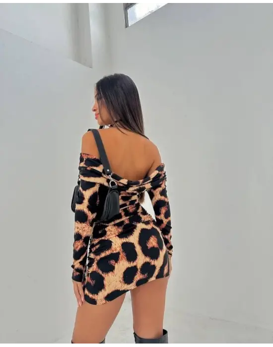 Omarı Leopar Desenli Mini Elbise
