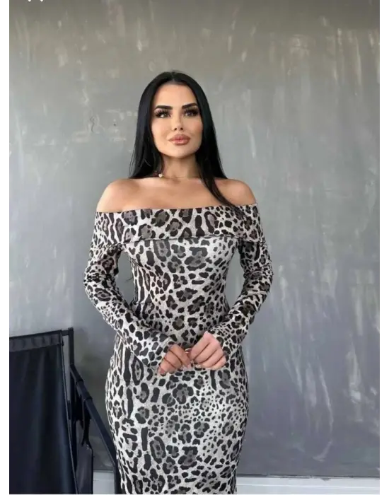 Kadın Madonna Yaka Dalgıç Kumaş Leopar Desen Maxi Boy Derin Yırtmaçlı Elbise