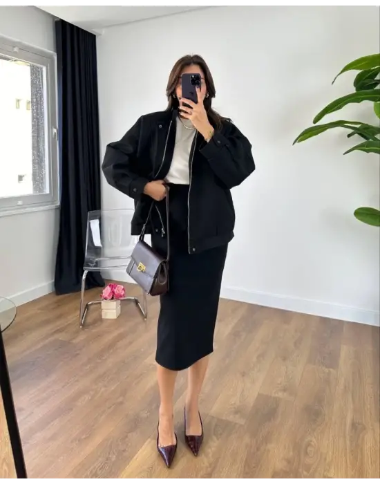 Omarı Şıklığınızı Tamamlayacak Kaşmir Ceket Etek Takımı