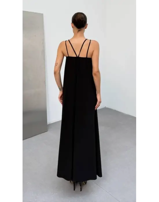 Kadın Omuz Askılı Kuş Gözü Zincir Detay Sandy Kumaş Maxi Boy Elbise