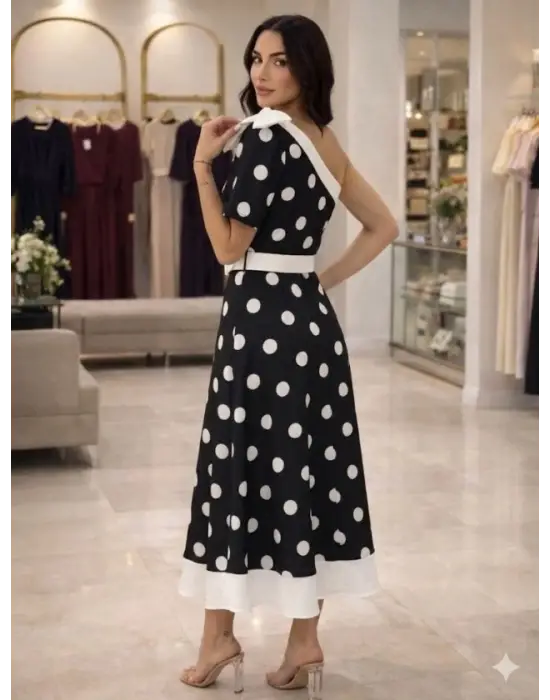 Kadın Omuz Dekolteli Fiyonk Ve Puantiye Detay Maxi Boy Elbise