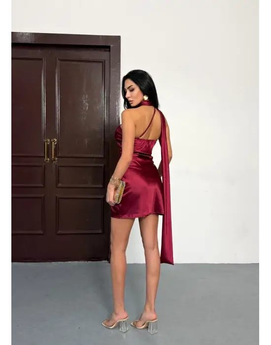 Kadın Omuz Ve Sırt Dekolteli Saten Kumaş Mini Elbise