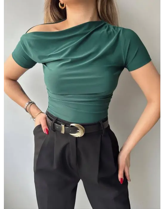 Omarı Rahat ve Şık Düşük Omuz Bluz