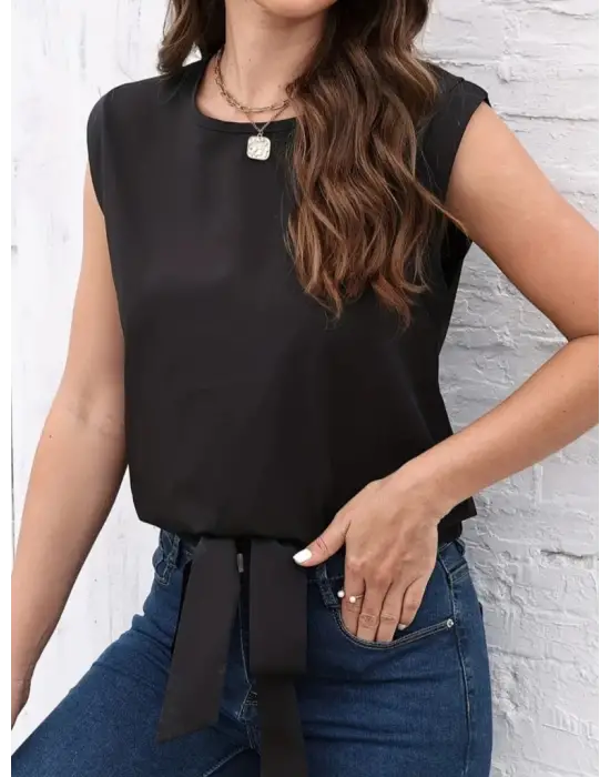 Omarı Etek Ucu Bağlama Detaylı Kadın Krep Bluz