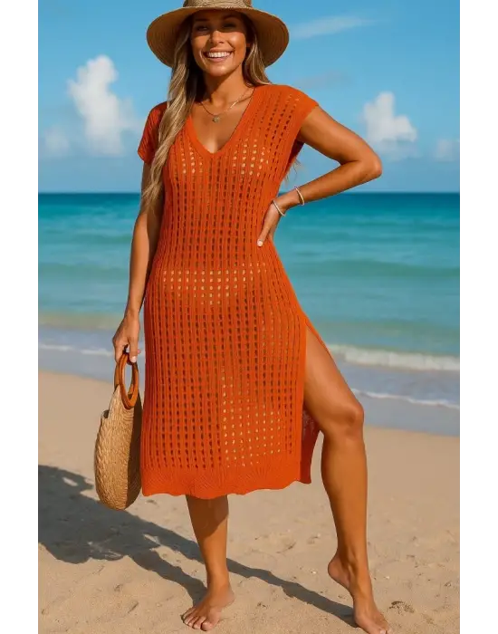 Omarı Derin Yırtmaçlı Midi Boy Triko Elbise