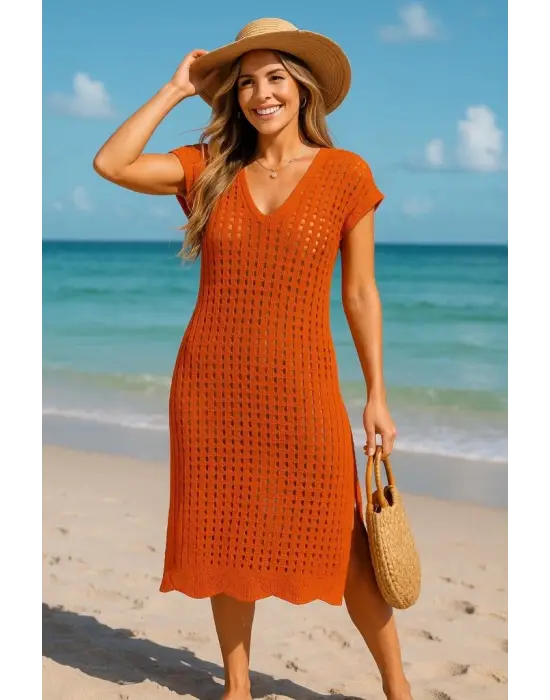 Omarı Derin Yırtmaçlı Midi Boy Triko Elbise