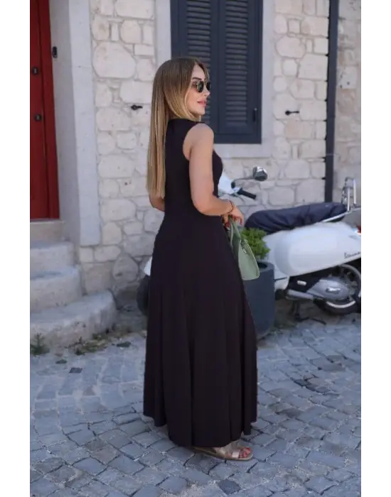 Omarı Sıfır Kollu Viskon Elbise