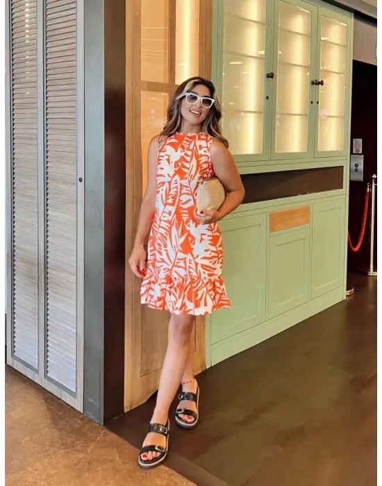 Kadın Sıfır Kollu Bisiklet Yakalı Fırfırlı Desenli Sofya Elbise