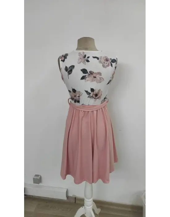 Kadın Sıfır Kollu V Yakalı çiçek Baskılı Beli Kuşaklı Dalgıç Elbise