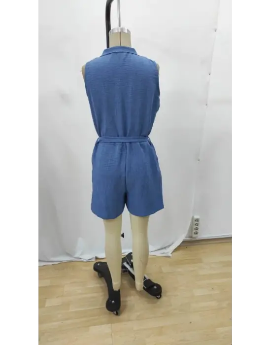 Kadın Sıfır Kollu Yakalı Düğmeli Belden Kuşaklı Kısa Keten Tulum