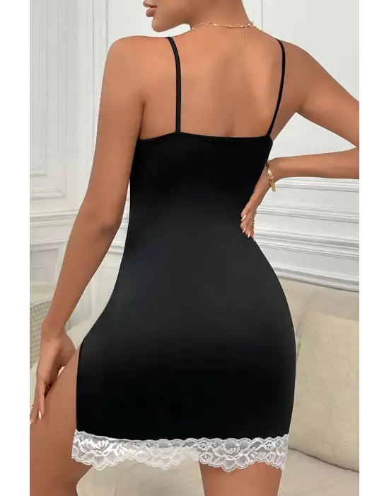 Omarı Seksi Siyah Askılı Yırtmaçlı Dantelli Gecelik