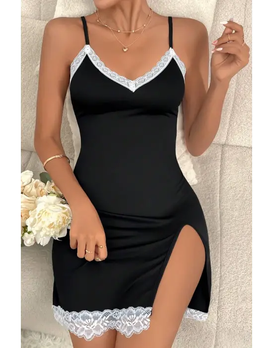 Omarı Seksi Siyah Askılı Yırtmaçlı Dantelli Gecelik
