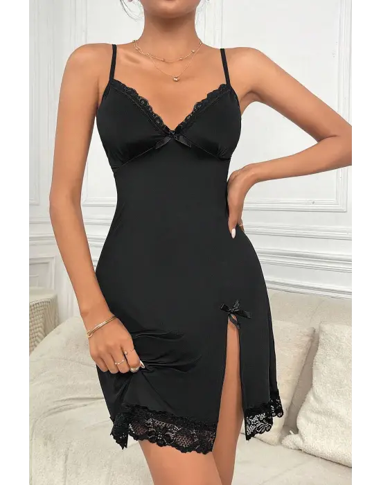 Omarı Zarif Siyah Dantelli Fiyonklu Gecelik