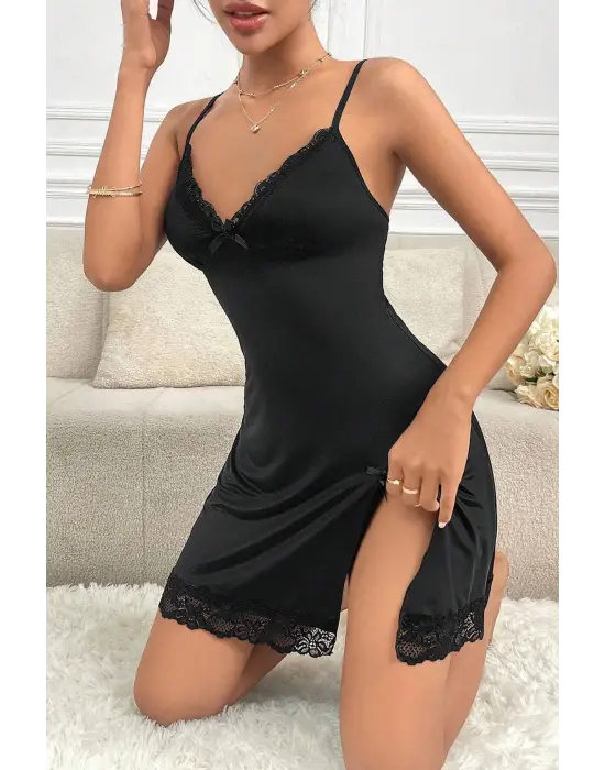 Omarı Zarif Siyah Dantelli Fiyonklu Gecelik