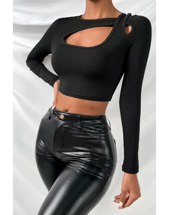 Omarı Siyah Göğüs Dekolteli Çapraz Askılı Crop Top Bluz