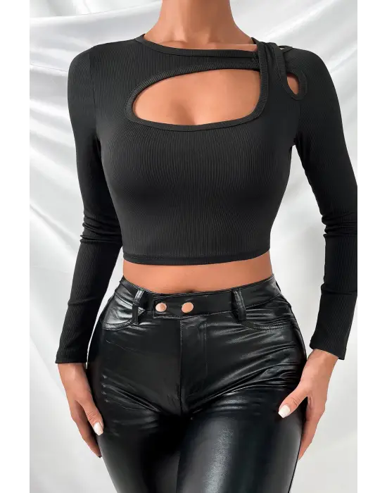 Omarı Siyah Göğüs Dekolteli Çapraz Askılı Crop Top Bluz