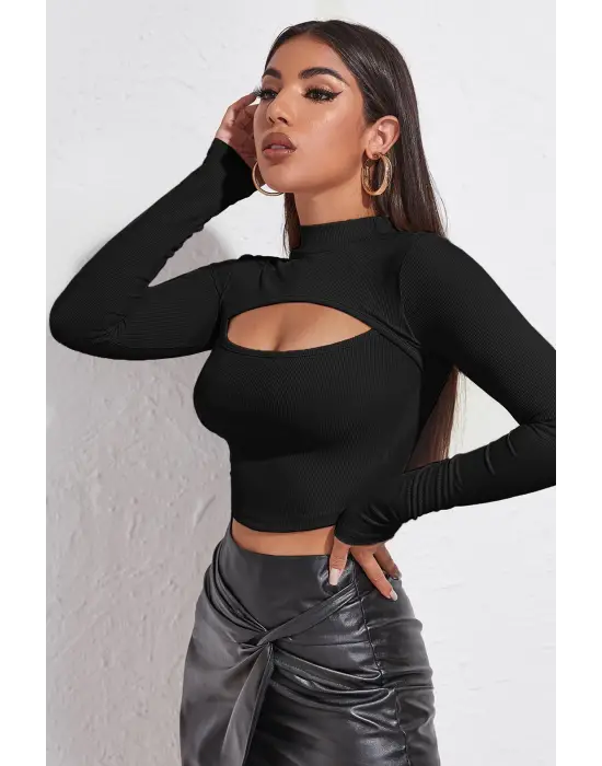 Omarı Siyah Göğüs Dekolteli Crop Top Bluz