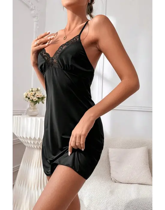 Omarı Göğüs ve Sırt Kısmı Dantel Detaylı Kadın Gecelik