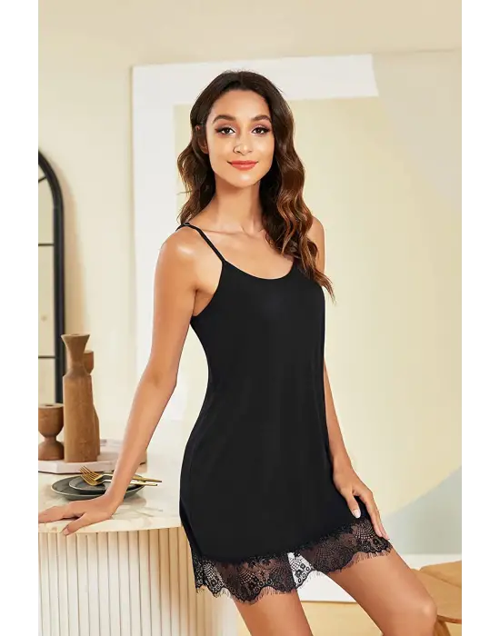 Omarı Dantel Detaylı Siyah Askılı Gecelik