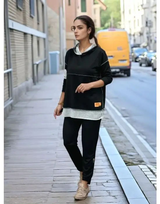 Kadın Siyah Kapşonlu Etek Ucu Detay Arma Ters Dikiş Gorunumlu Ikili Takım