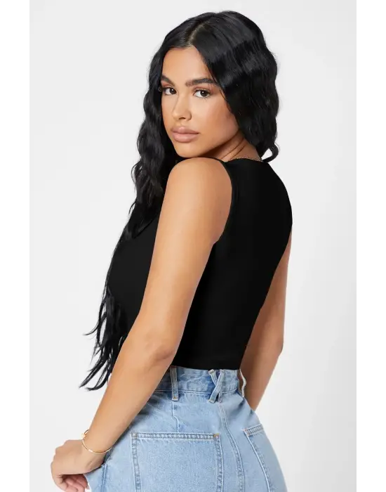 Omarı Şık Çizgilerle Modern Crop Top Bluz