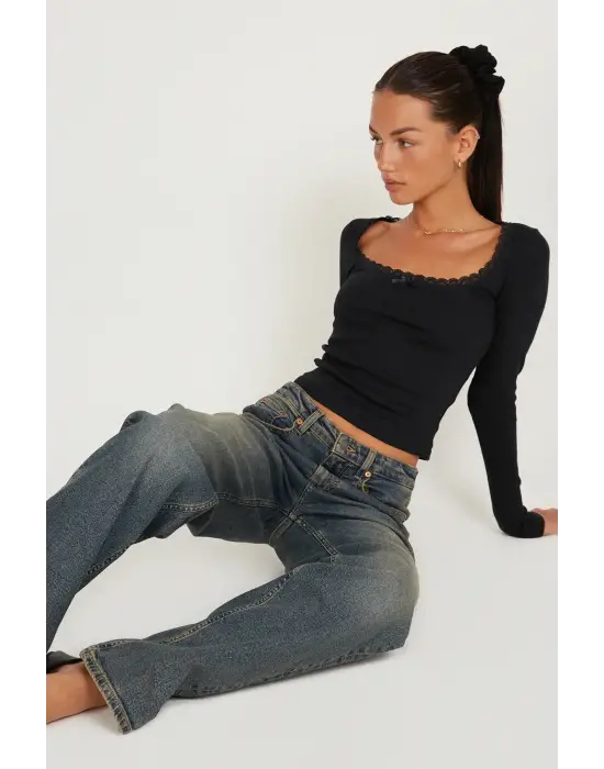 Omarı Siyah Dantelli Kollu Crop Top Bluz