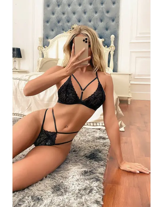 Kadın Siyah Özel Tasarım Dantelli Sütyen Külot Takımı