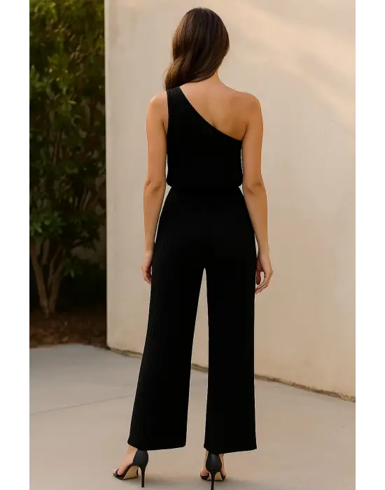 Omarı Şık Siyah Tek Omuzlu Kadın Bluzu ve Pantolon Takımı